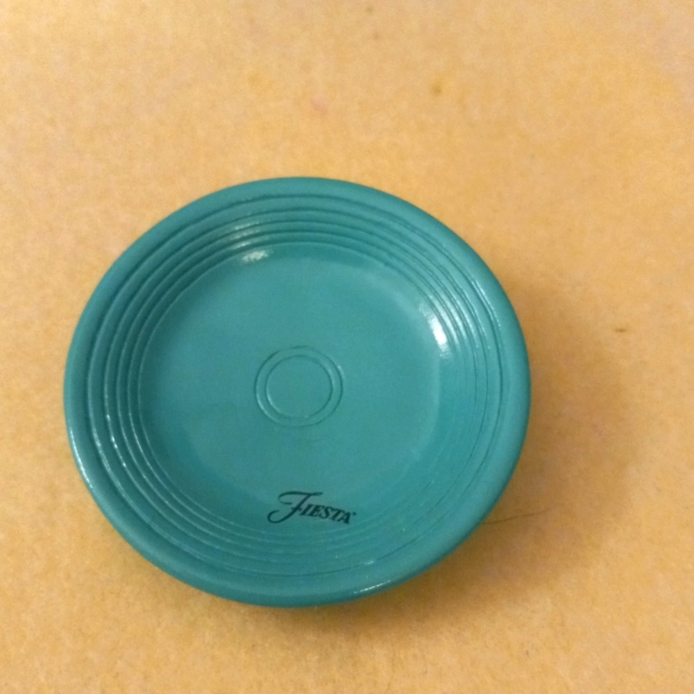 Fiesta Fiestaware plate magnet 2 1/4"
